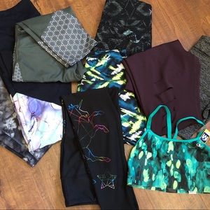 Yoga pant bundle . Size M/L mix . Free M bra